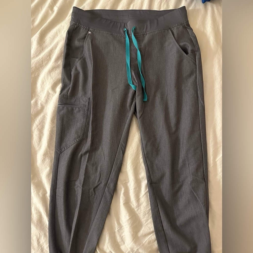 Figs Zamora Jogger Scrub Pants MP